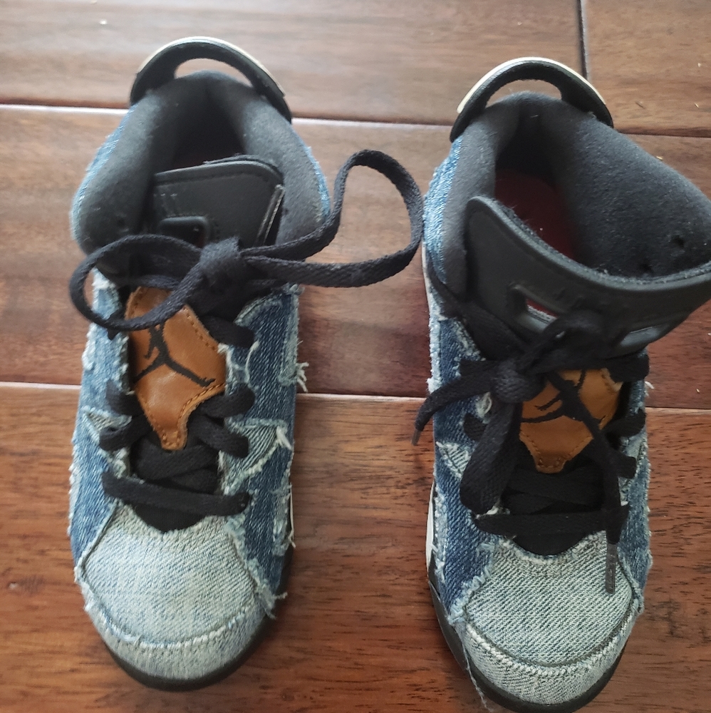 Boys Preowned Denim Jordans